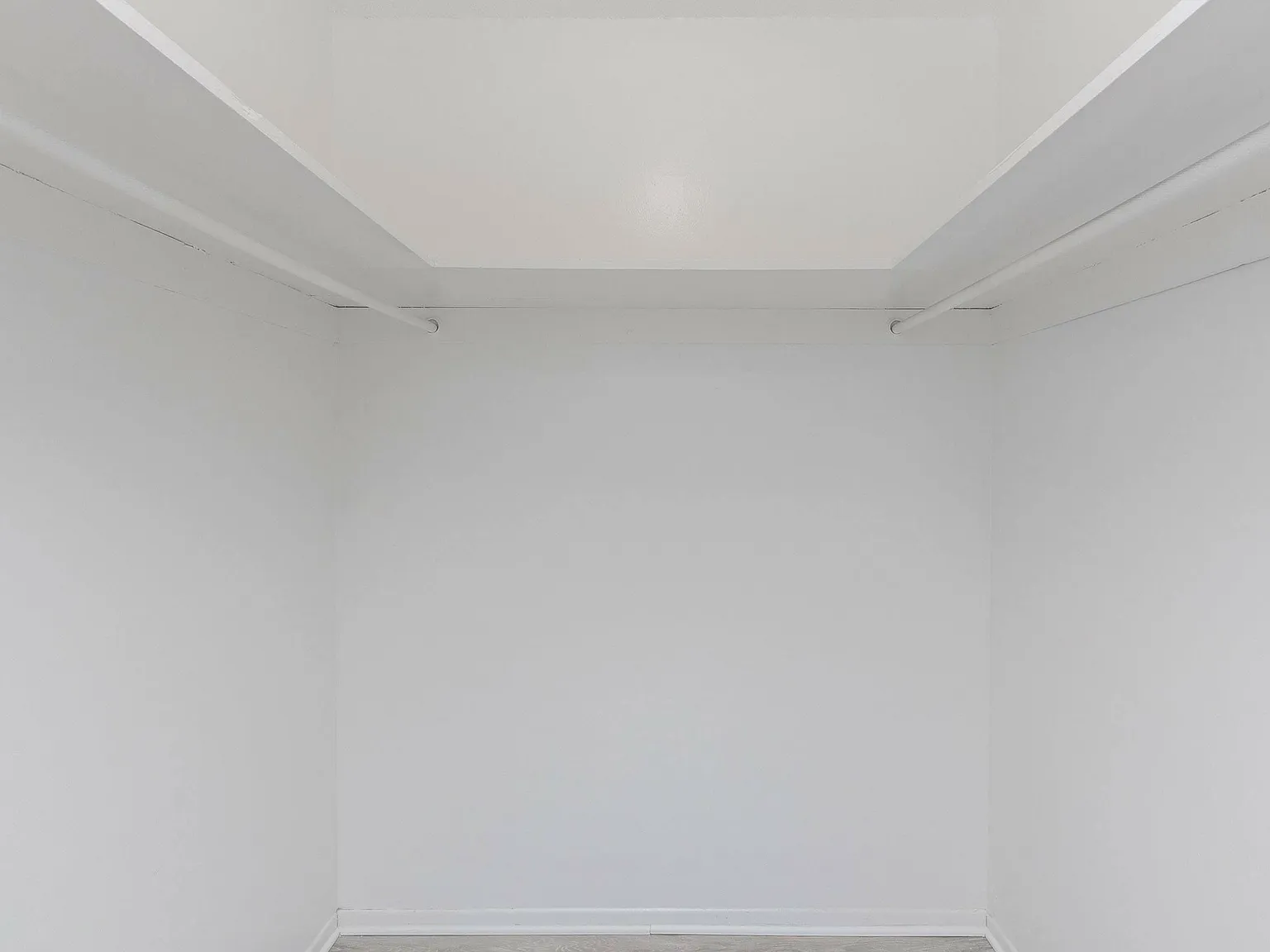 Park House Apartments — Photo 2