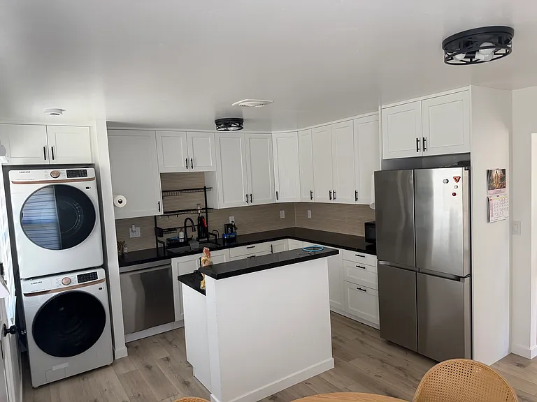 18862 Carolyn Ln — Photo 4
