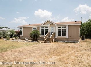 54 Dian Dr, Harper, TX 78631