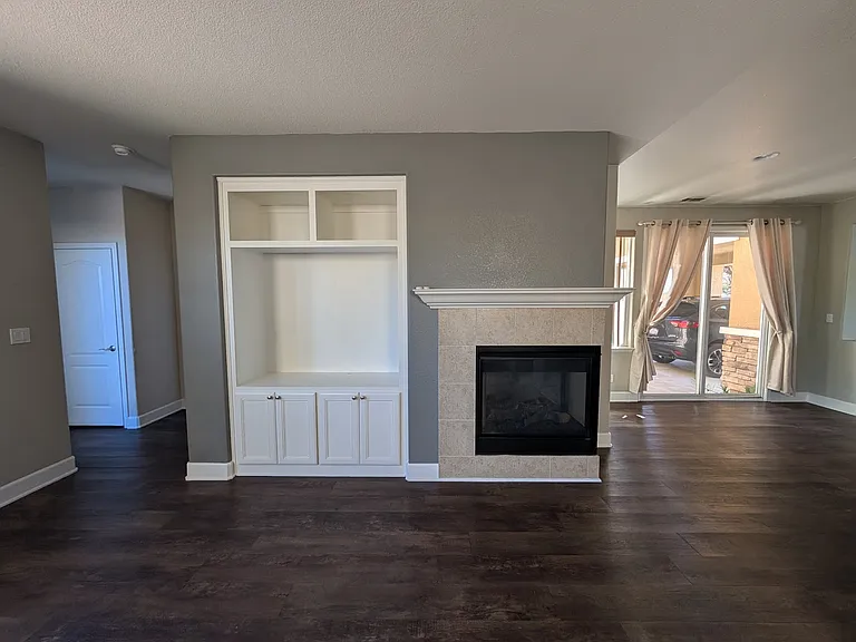 208 Yellow Rose Cir — Photo 8