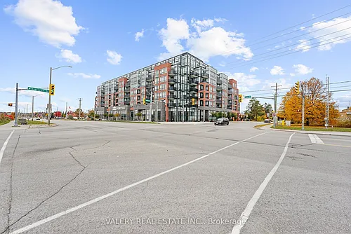 681 Yonge St Photo 1