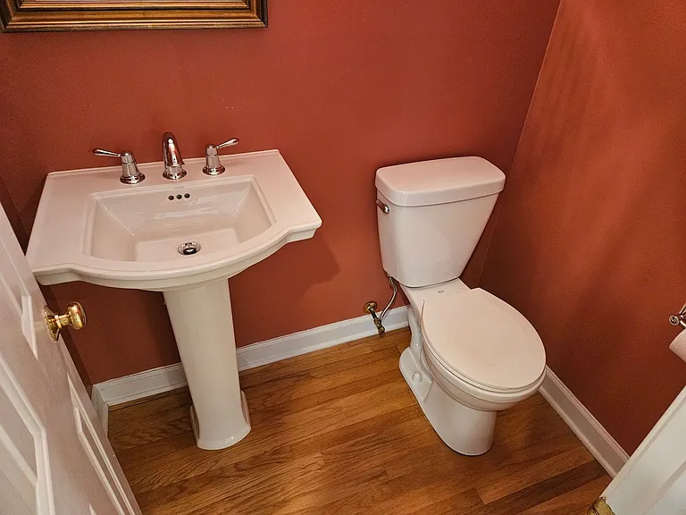 3214 Philmont Dr — Photo 12