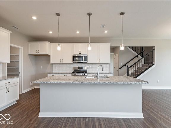 3rd image of 1099 Gatewick Ct
