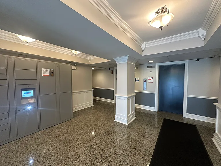 900 W Fullerton Ave #4H — Photo 16