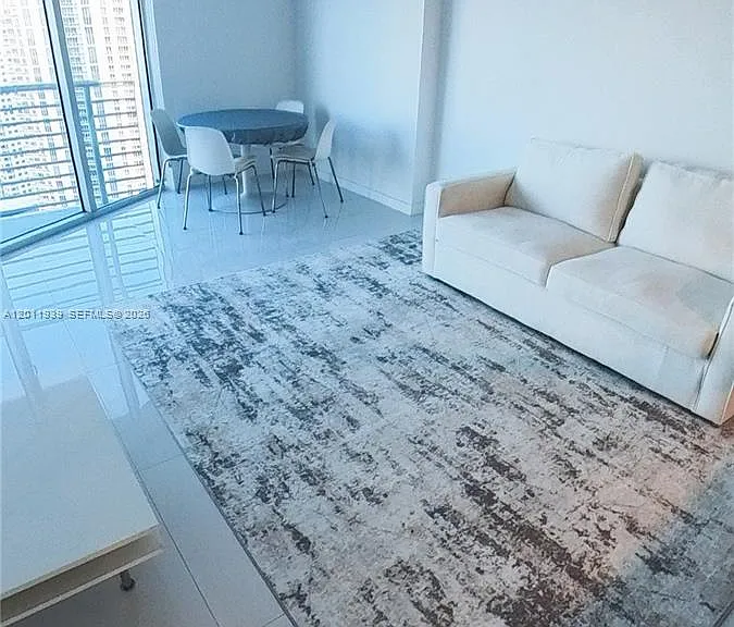 325 S Biscayne Blvd #3517 — Photo 4