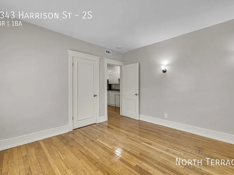 4343 Harrison St #2S — Photo 13