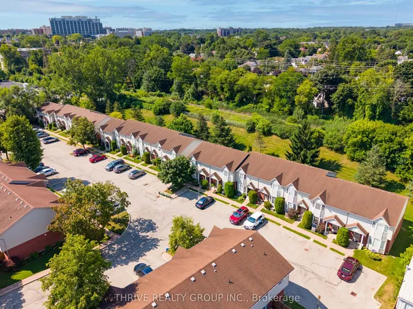 101 Brookside St #21, London, ON N5Z 5C9