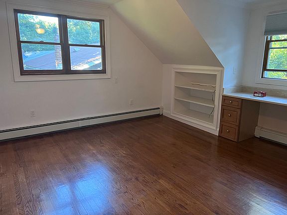 Living room with Desk