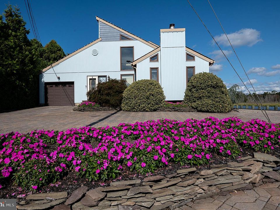 1st image of 709 Richmond Dr