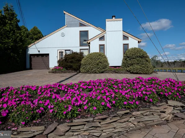 709 Richmond Dr, Forked River, NJ 08731