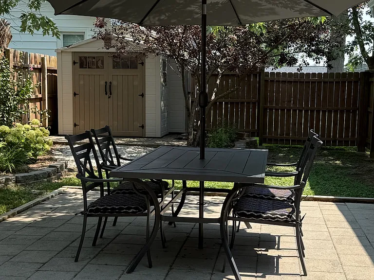 backyard dining