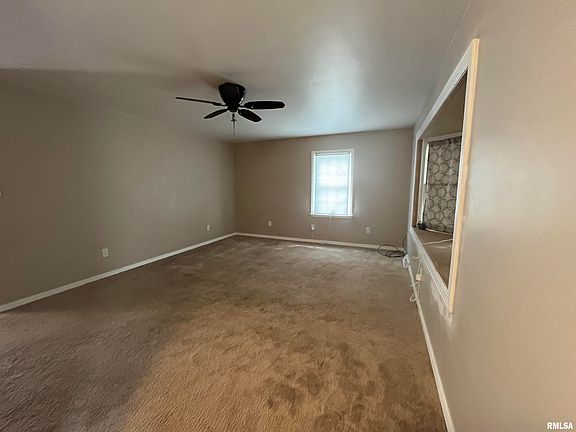 5th image of 1777 McMasters Ave