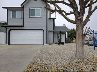 1001 Jacquelinelee Dr, Turlock, CA 95382