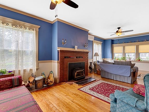 5th image of 65 Rockland Ave