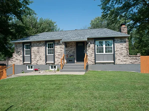1601 NW Ashland Pl, Blue Springs, MO 64015
