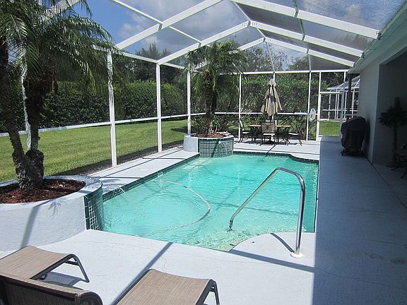 3rd image of 19153 Cherry Rose Cir