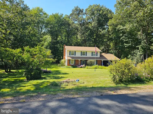 9990 Marian Dr, Manassas, VA 20111