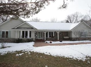 9111 Wildflower Ct, Hales Corners, WI 53130