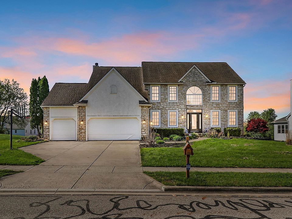 1st image of 13436 Silver Brook Dr