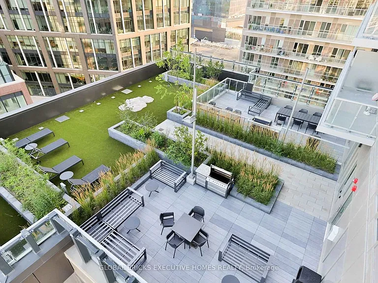 20 Richardson St #2603 — Photo 11