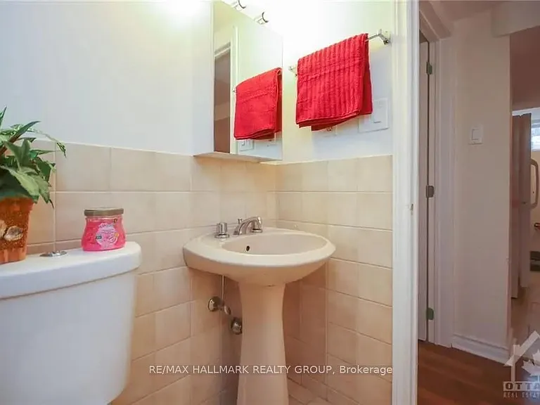 45 Hilliard Ave — Photo 6