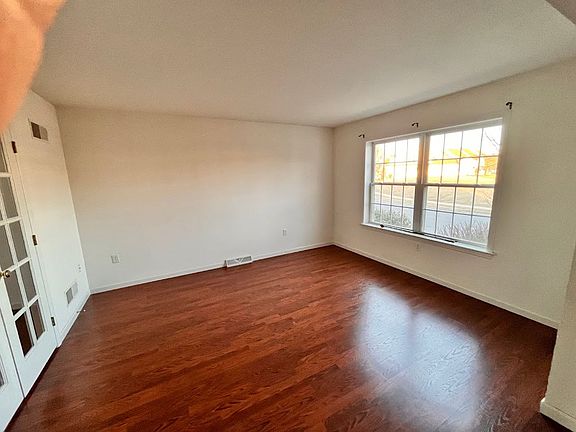 5th image of 763 Wallingford Rd