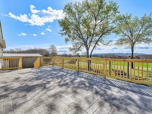 2nd image of 5555 Doe Run Rd