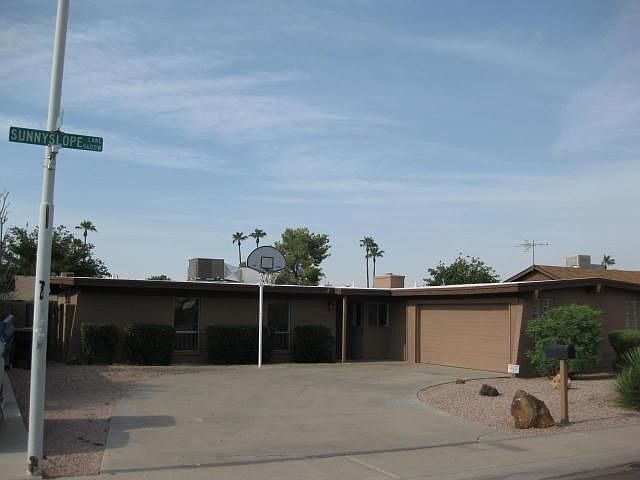 1st image of 5601 W Sunnyslope Ln