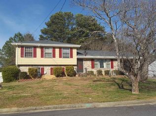 1244 Brookview Ct, Morrow, GA 30260