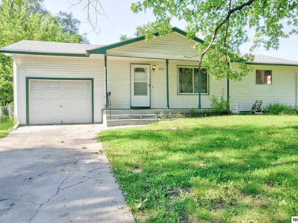 6216 Camden Ave, Omaha, NE 68104