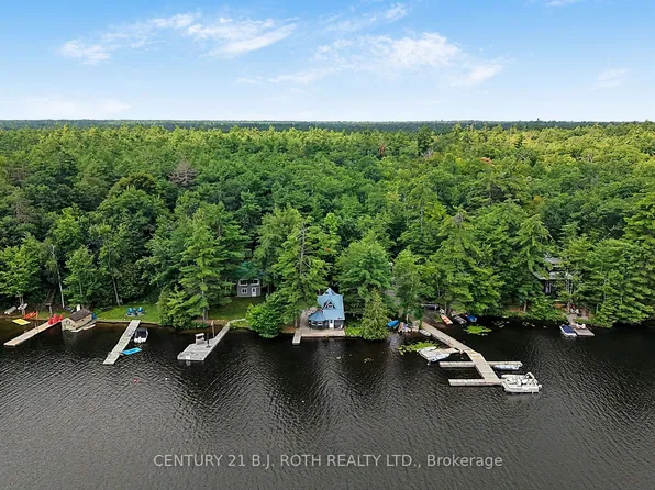 1100 Hewitt St, Gravenhurst, ON P1P 1R1