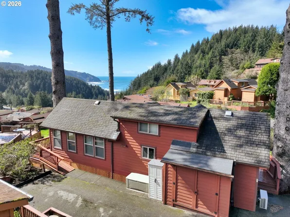 19921 Whaleshead Rd Spc U1, Brookings, OR 97415