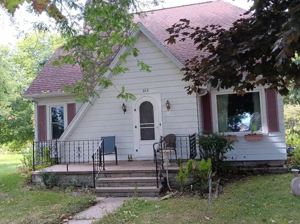 215 N Lake St, Harrisville, MI 48740