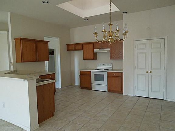 5th image of 7705 Pittsford Ln