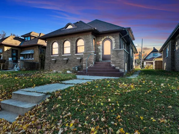 4304 North 22nd STREET, Milwaukee, WI 53209