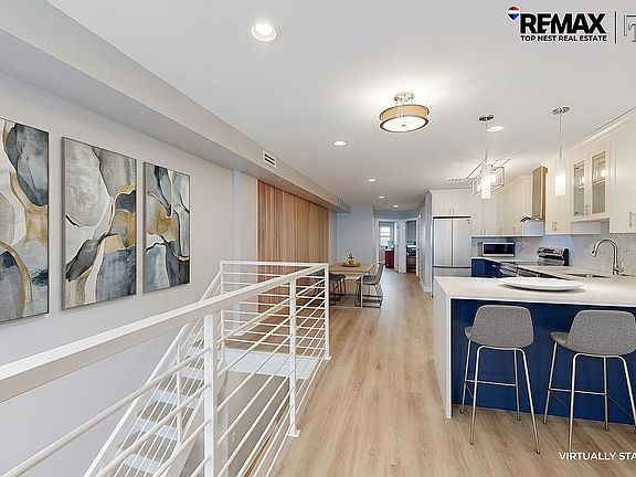 2nd image of 1615 Bergen St #1