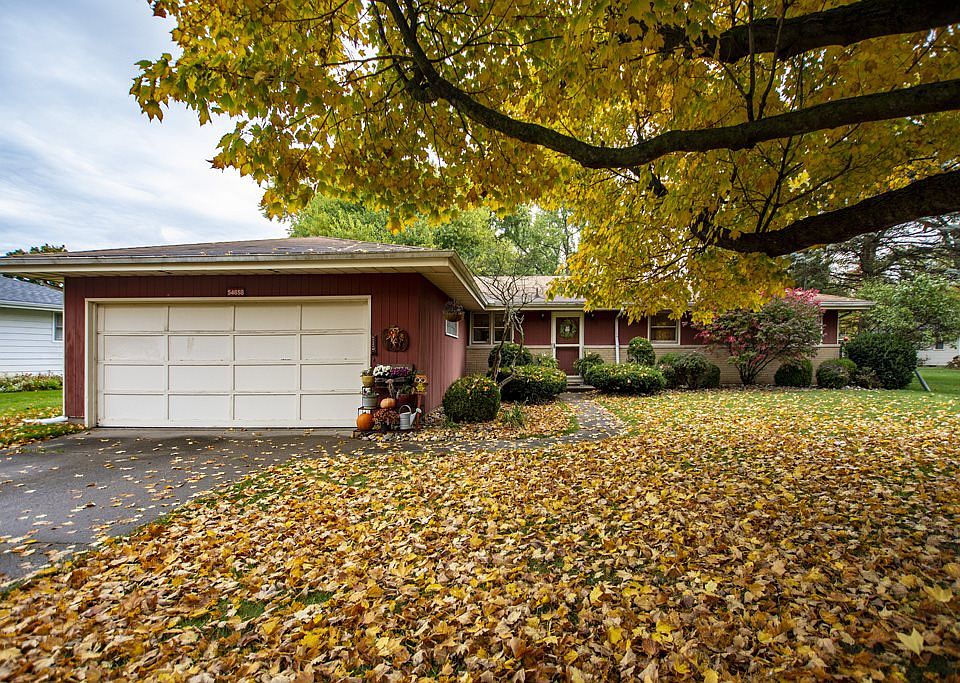 54658 Dawn Dr, Elkhart, IN 46514 Zillow