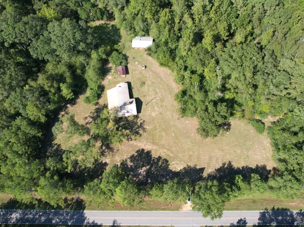 1146 Benndale Rd, Wiggins, MS 39577