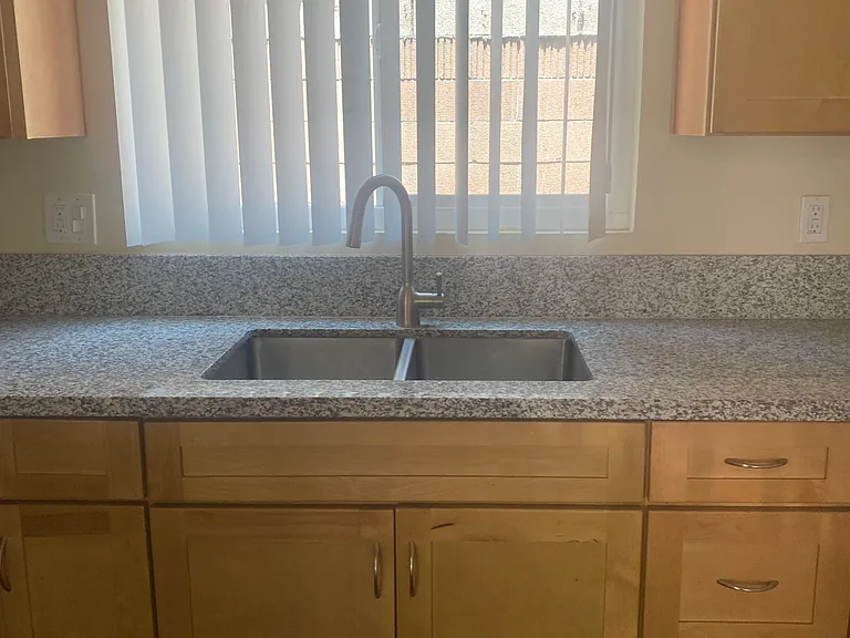 17045 Clark Ave — Photo 11