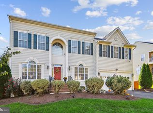 42801 Ridgeway Dr, Ashburn, VA 20148