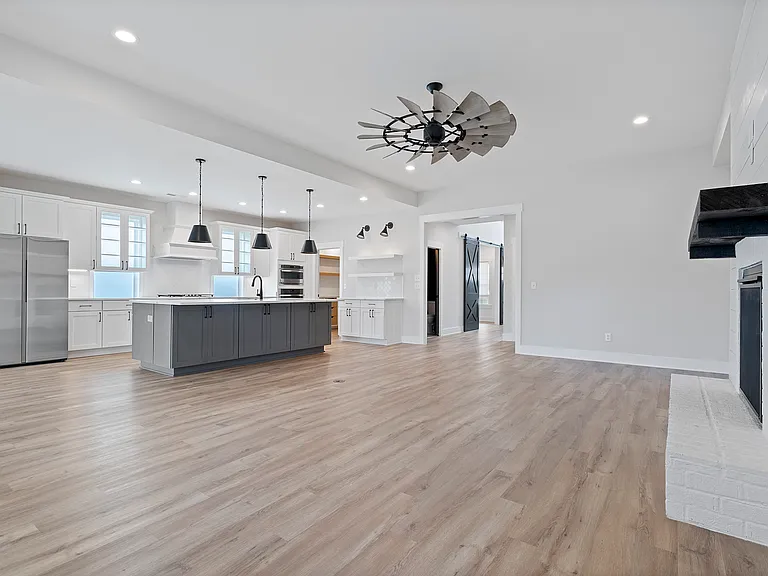 6605 Waxwood Dr — Photo 16