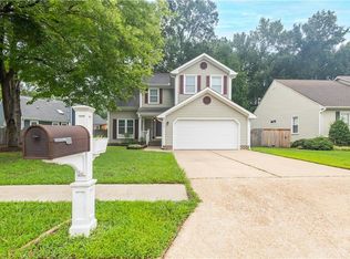 813 Hardwood Dr, Chesapeake, VA 23320