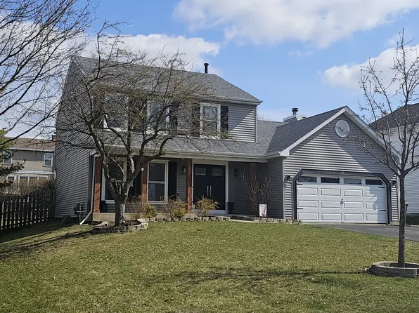 961 Brandt Dr, Lake In The Hills, IL 60156