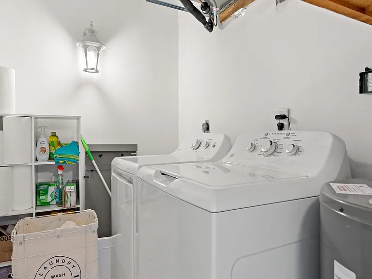 4141 Ocean Dr #401 — Photo 21