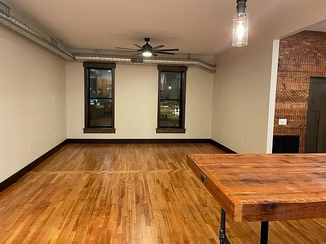 403 Wisconsin St — Photo 4