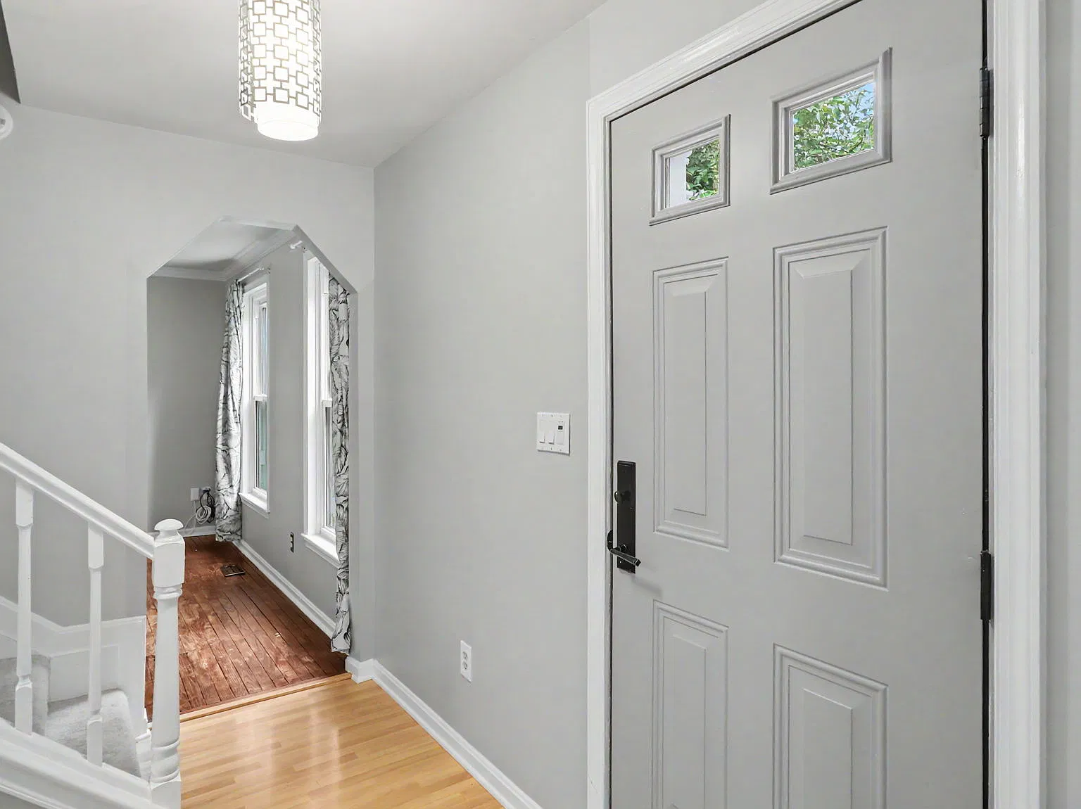4 bed, 1920 sqft, $3,700 — Photo 4