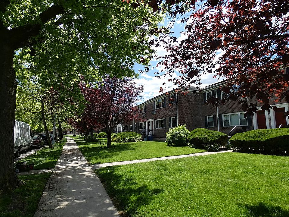 2nd image of 67-04 150th St #2L