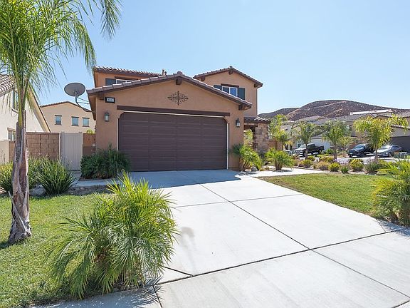 4th image of 36467 Geranium Dr