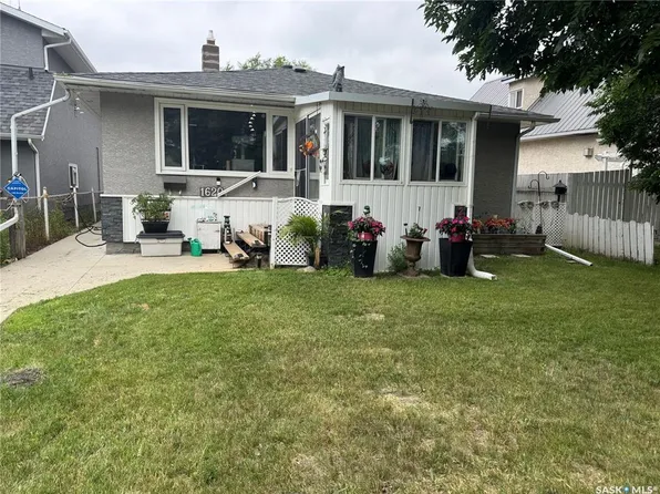 1620 Rothwell STREET, Regina, SK S4N 3B8