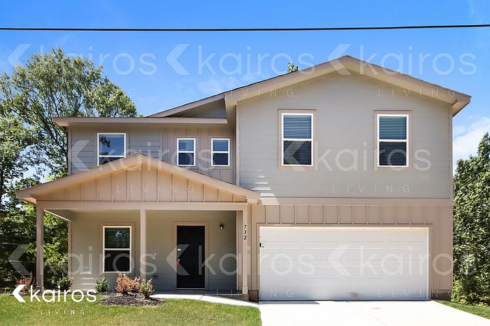 1st image of 732 Cedar Point Dr